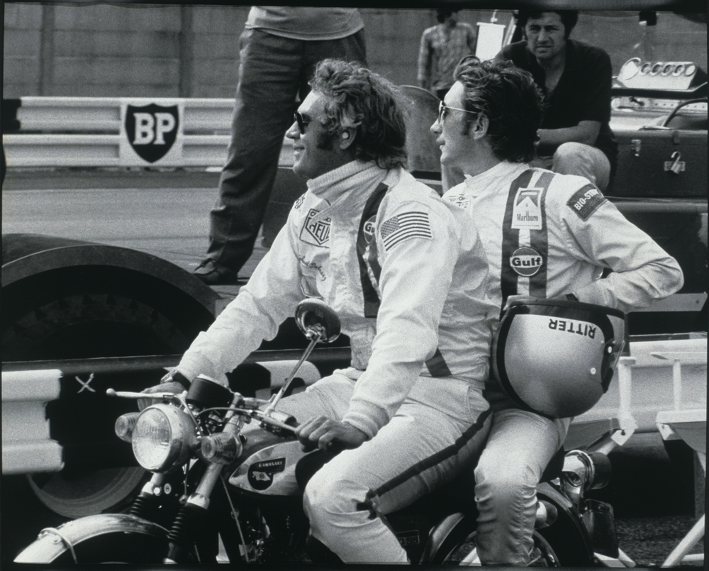 Steve McQueen et Jo Siffert sur le plateau de tournage du Mans (1971)